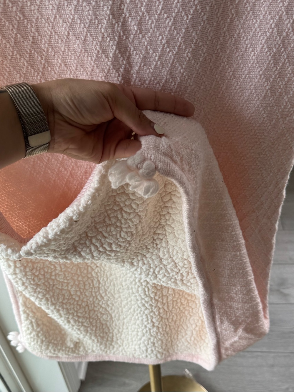 NWOT Pottery Barn Kids Pink Textured Knit Diamond Lattice Baby Blanket - Picture 7 of 8